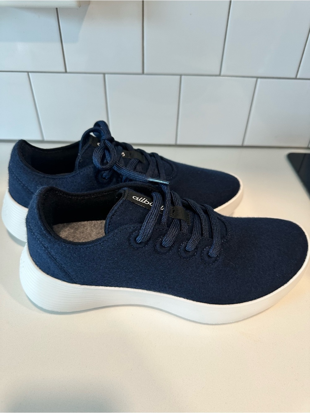 Allbirds Wool Runner 2, navy, women’s 7